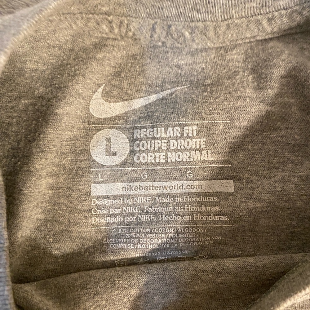 Vintage 90’s Nike University Of Miami T Shirt - Picture 3 of 4